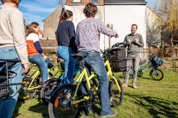 Ghent: Private Guided Bike Tour - Duration and Availability