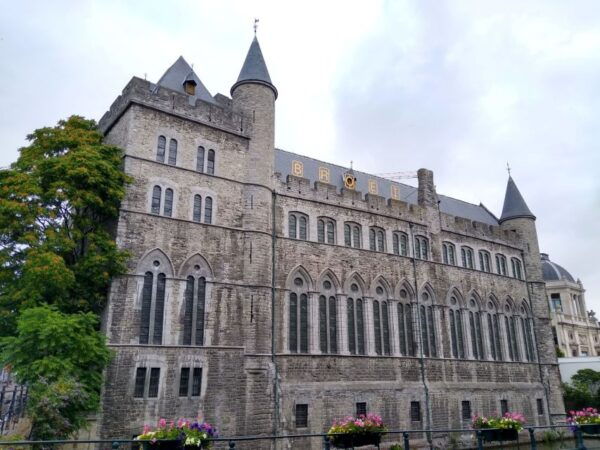 Ghent: Private Tour in Historical Center - The Sum Up