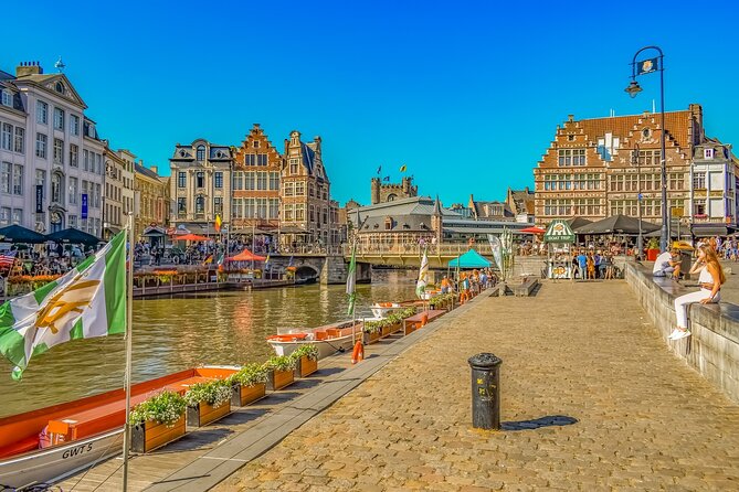 Ghent Private Walking Tour With A Professional Guide - Famous Artwork and Cultural Attractions