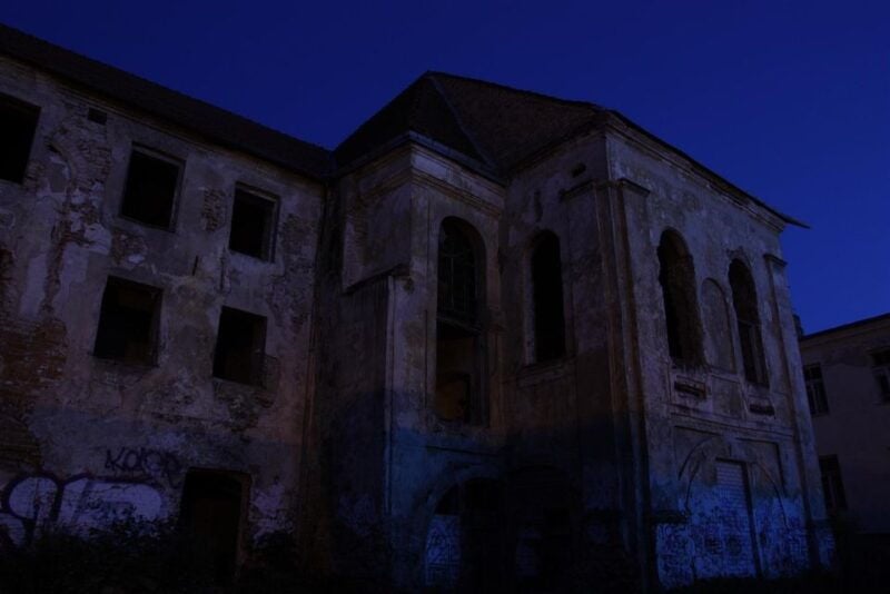 Ghost stories of Warsaw Night Tour - Introduction to Warsaw’s Haunted Side
