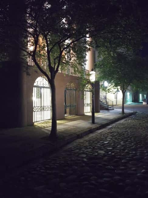 Ghost Tour - Charleston Dark History & Ghost Tour With Adam - Good To Know