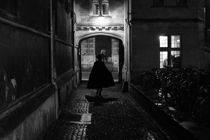 Ghost Tour of Oxford - Spooky Sightseeing