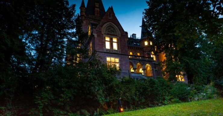 Ghosts, Counts, and Rumors Event Guided Tour With Aperitif - Experience Highlights