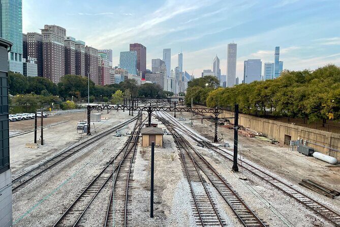 Ghosts of Chicago Family Friendly Ghost Tour - Good To Know