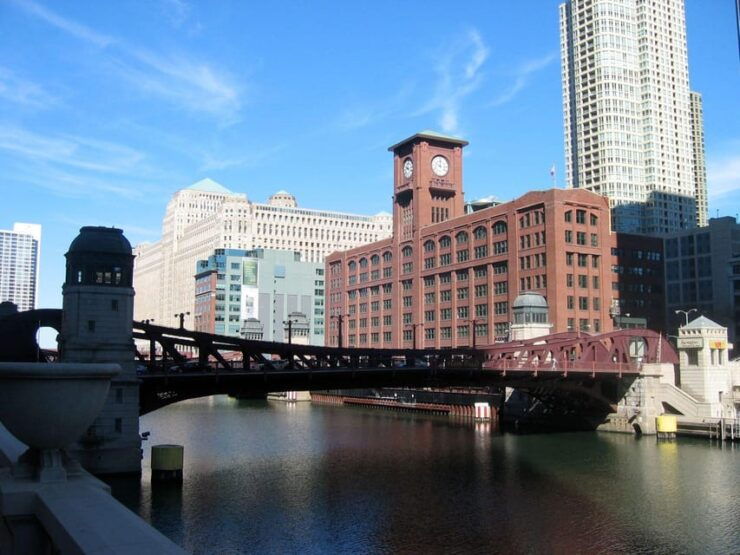 Ghosts of Old Chicago: River North District Ghost Walk - Good To Know