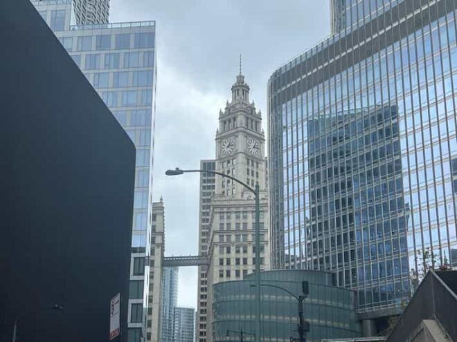 Ghosts of Old Chicago: River North District Ghost Walk - Spectral Legacy of the City
