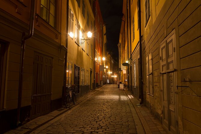 Ghosts of Stockholm: A Guided Tour of Horror and Dark Folklore - Mysterious Legends and Folklore