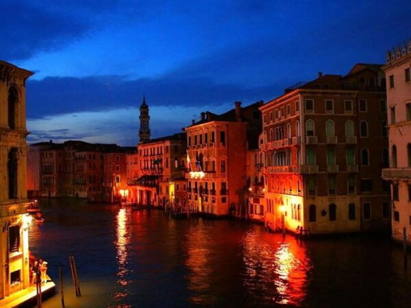 Ghosts of Venice: Unveiling the Haunted Past - The Sum Up