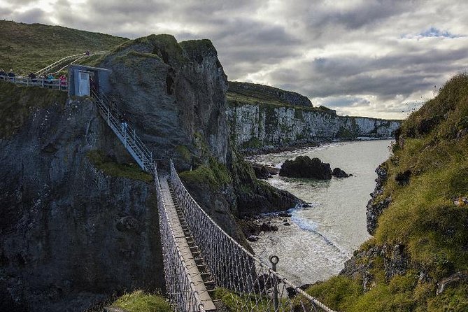 Giant'S Causeway and Titanic Experience From Belfast Port - Additional Tour Details