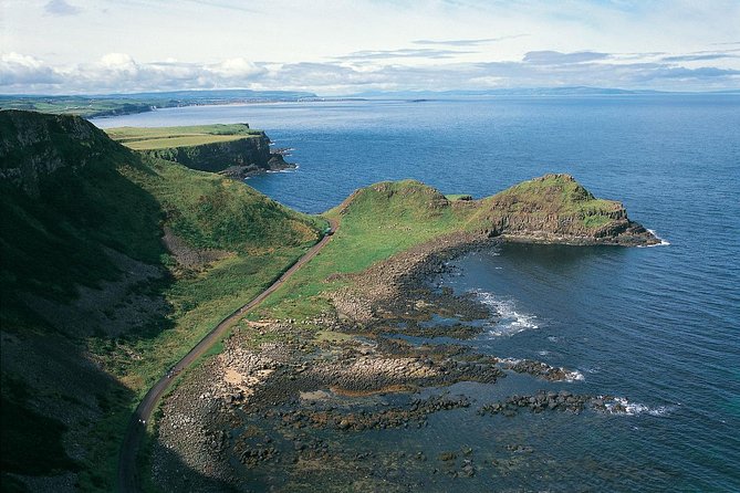 Giants Causeway and Whisky Distillery Tasting Tour From Belfast - Inclusions and Amenities