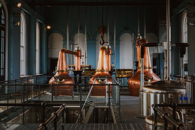 Giants Causeway and Whisky Distillery Tasting Tour From Belfast - Meeting Details