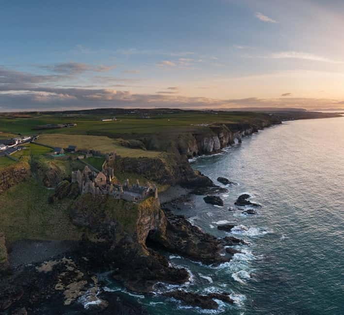 Giant's Causeway: Private Tour with Carrick-a-Rede bridge - Setting the Scene: What to Expect from This Private Tour
