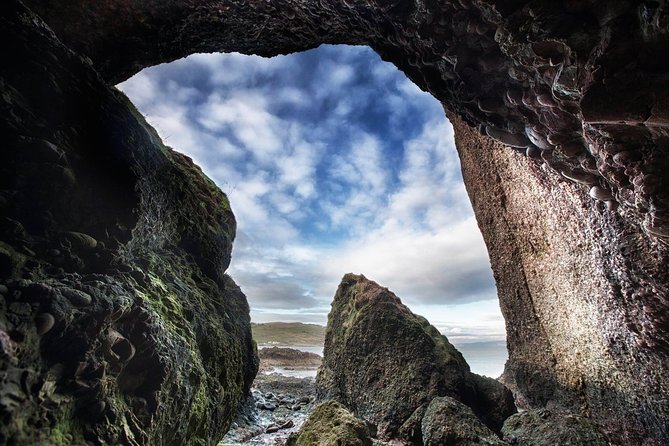 Giants Causeway Tour From Belfast - Luxury Bus + Causeway Entry - Frequently Asked Questions
