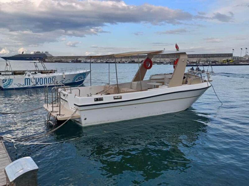 Giardini-Naxos: Sunset Boat Tour with Aperitif and Dolphins - Who Would Love This Tour?