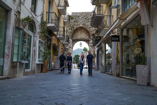 Giardini Naxos, Taormina and Castelmola Daily Tour From Catania - Reviews