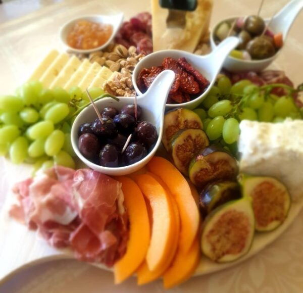 Giardini Naxos Taormina Boat Tour With Sicilian Charcuterie - Tour Description