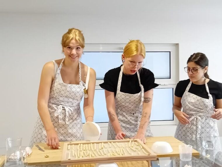 Giardini Naxos, Taormina: Food Class & Sicilian Tasting - Who Should Consider This Experience?