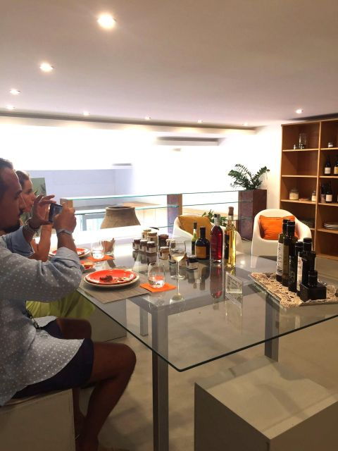 Giardini Naxos, Taormina: Sicilian Tasting Oil Wine Product - Experience Description