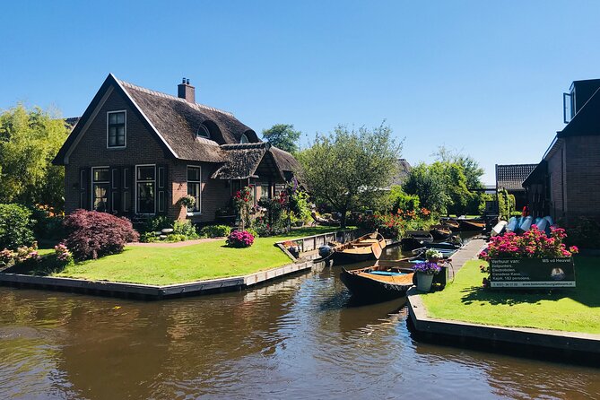 Giethoorn, Afsluitdijk, Zaanse Schans Day Tour Mini VIP Bus Incl. Hotel Pick Up - Cancellation Policy