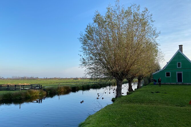 Giethoorn, Afsluitdijk, Zaanse Schans Day Tour Mini VIP Bus Incl. Hotel Pick Up - The Sum Up