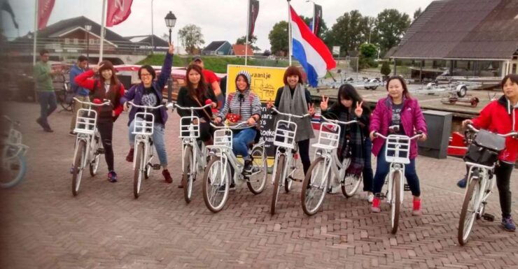 Giethoorn: Bike Rental - Activity Details