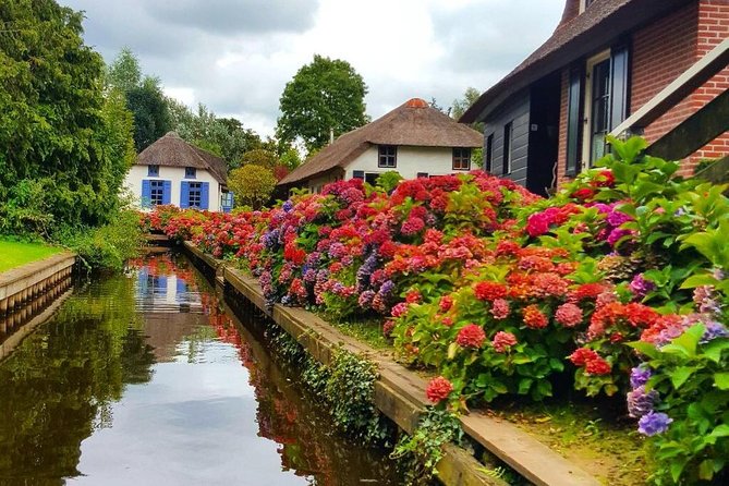 Giethoorn Day Trip From Amsterdam With Boatride - The Sum Up