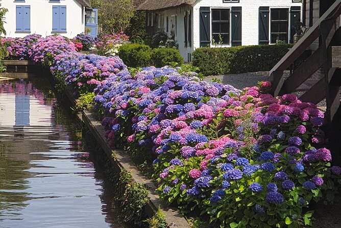 Giethoorn Day Trip With Small Electric Boat Trip From Amsterdam - Logistics and Tour Information