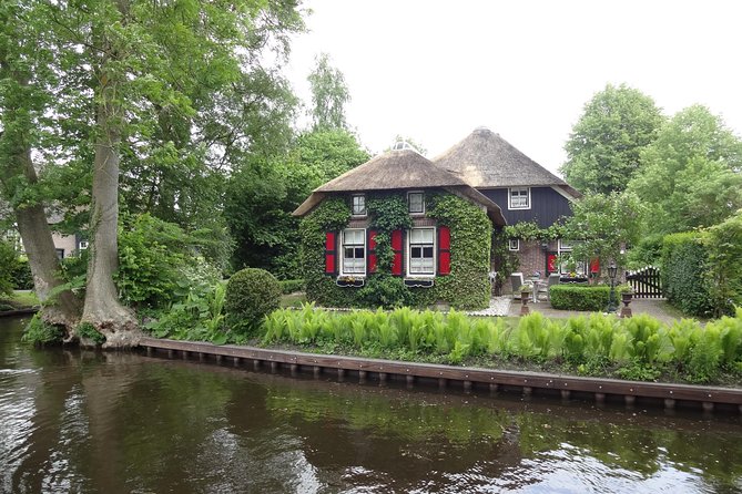 Giethoorn Day Trip With Small Electric Boat Trip From Amsterdam - Suggestions for Improvement