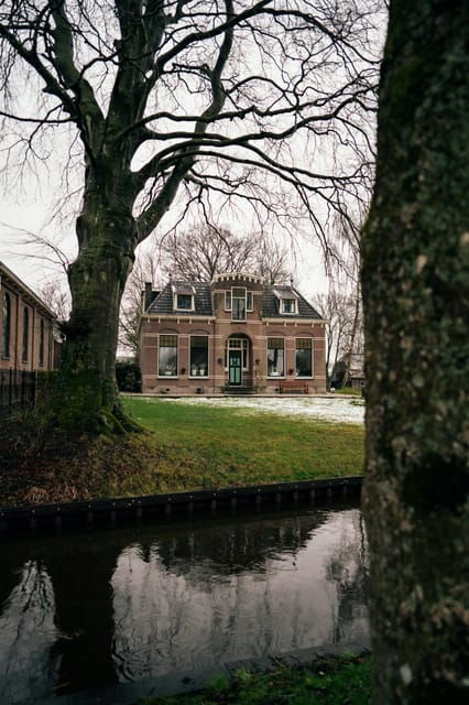 Giethoorn: Exclusive Private Tour of the Dutch Venice - Discovering Giethoorns Unique History