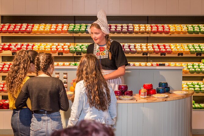 Giethoorn Guided Tour With Cruise & Cheese Platter From Amsterdam - Convenient Departure Point