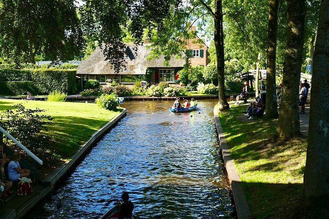 Giethoorn Private Tour From Amsterdam With Dutch Dike Sightseeing - Inclusions in the Private Tour