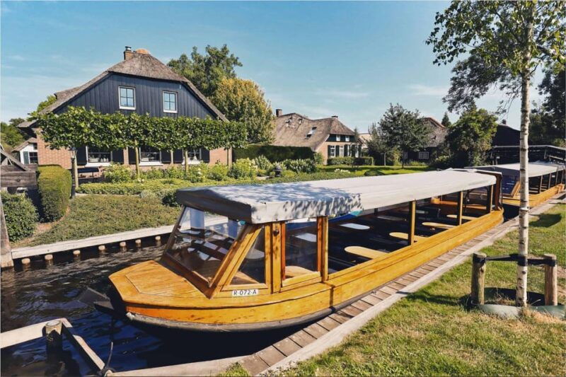 Giethoorn, Public Boat Cruise, Zaanse Schans Windmill Tour - In-Depth: Breakdown of the Itinerary  