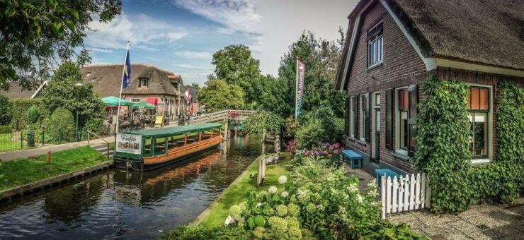 Giethoorn Sightseeing Tour From Amsterdam - Activity Details