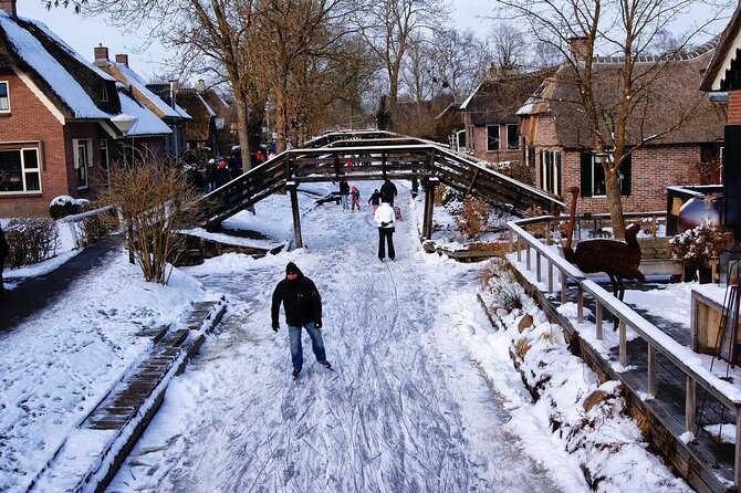 Giethoorn Small-Group Day Trip With Transfers and Boat Ride  - Amsterdam - Common Questions