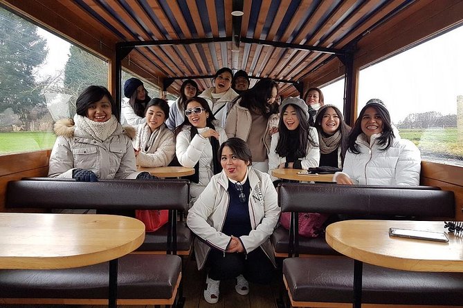 Giethoorn - Volendam - Zaanse Schans (Holland Dream Tour) - Tour Logistics