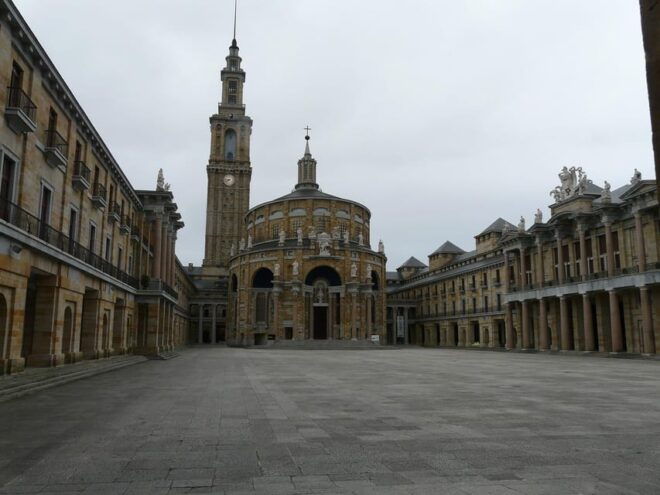 Gijon - Private Guided Walking Tour - Meeting Point