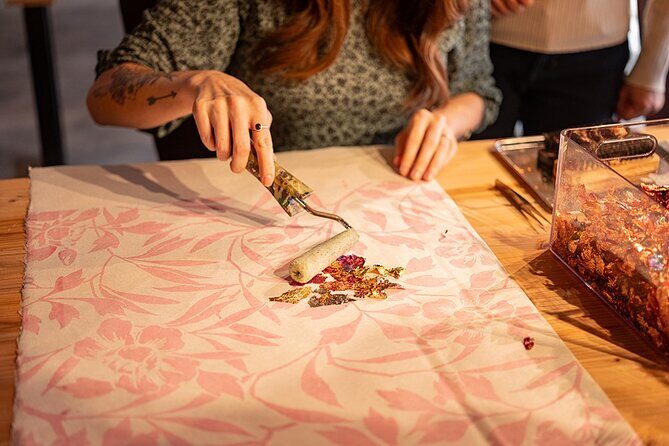 Gilded Washi Tapestry Making and Paper factory tour in Uchiko - FAQ