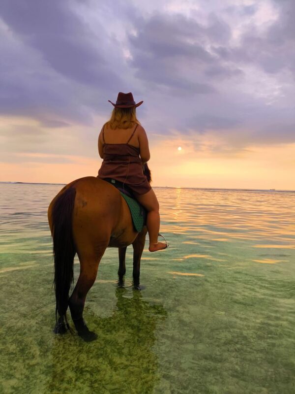 Gili Trawangan Sunset or Sunrise Beach Horse Riding Experience - Who should book this ride?