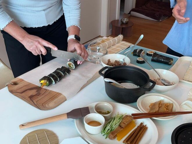 Gimbap-Making Experience and Seochon Village Walking Tour - Positive Traveler Reviews
