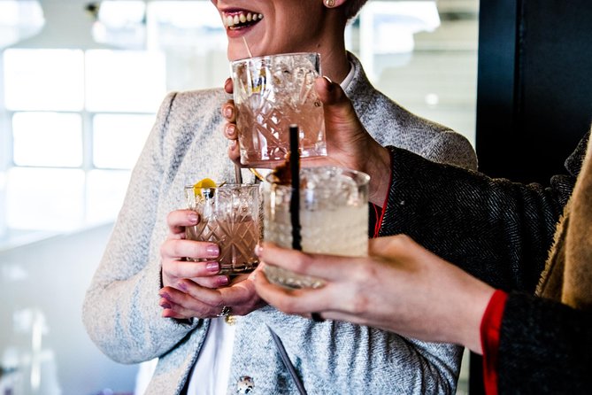 Gin Distillery Tour and Tasting - Discovering the Flavors and Botanicals of Gin