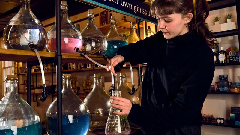Gin making workshop experience in London - Is the price worth it?