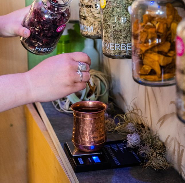 Gin School, Distill You Own Gin, Cocktails, Tastings, Food - Booking and Flexibility