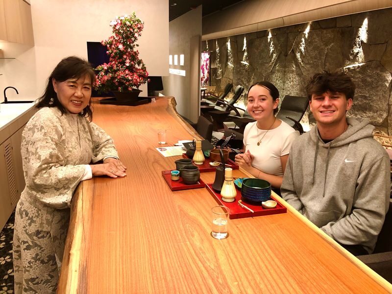 Ginza Matcha Experience with Sushi Toy Gift - A Ginza pause with a hands-on point