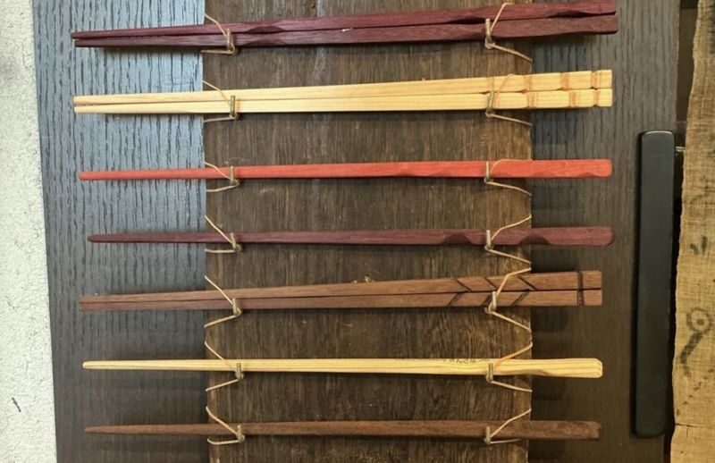 Ginza Natsuno Chopstick Craft Experience - A practical souvenir with a personal touch
