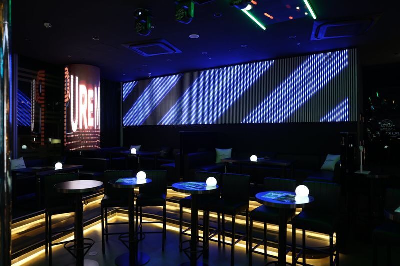 Ginza Nightlife: Entertainment Dance Show Club Experience (Tokyo) - Drinks, seating, and what the ticket price buys