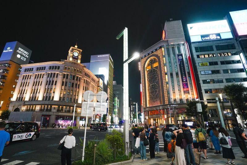 Ginza VIP A5 Rank Wagyu Tour: All-You-Can-Eat Wagyu & Sake Tasting - What the price buys, and who will get value