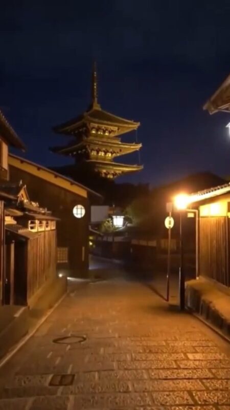 Gion 2-Hour Hidden Gems Guided Tour - Gion in two hours: key points