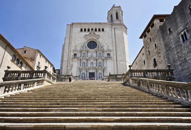 Girona and Montserrat Guided Day Tour From Barcelona - Tour Itinerary and Experience