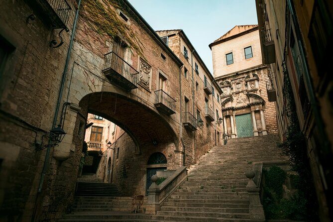 Girona, Costa Brava and Medieval Village from Barcelona - The Ultimate Guide to the Girona, Costa Brava, and Medieval Village Tour