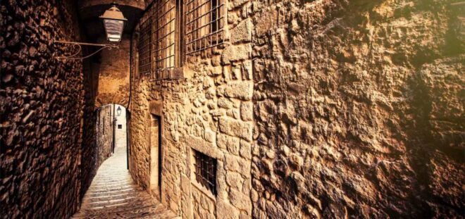 Girona: Game of Thrones Small Group Tour - Discover Hidden Gems With an Expert Guide